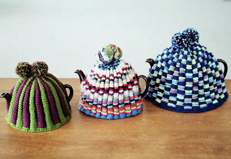 FT214e ~ Nanny Meiers Tea Cosy
