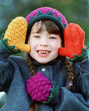 CH16 Mitten Mania - Fruit Theme Mittens