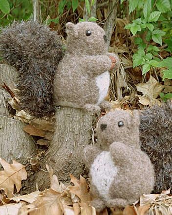 FT229 Nuts About Squirrels ~ Felted